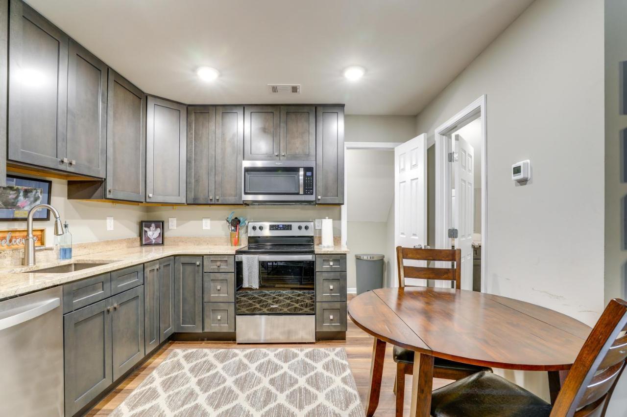 Cozy Covington Studio Rental Near Historic Square! Exterior photo